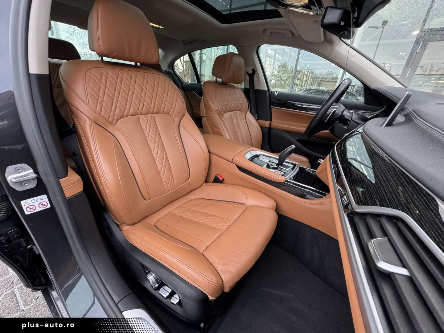 BMW 740d xDrive Glasdach AHK St-Hzg Massage DA-Prof