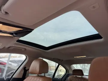 BMW 740d xDrive Glasdach AHK St-Hzg Massage DA-Prof