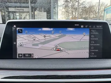 BMW 740d xDrive Glasdach AHK St-Hzg Massage DA-Prof