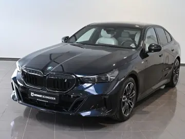 BMW i5 40 xDrive M Sport Pro Pano HUD ACC B&O
