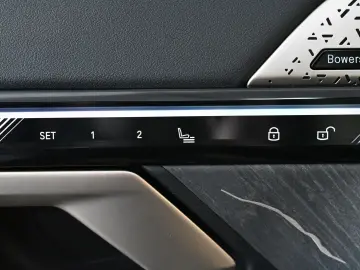 BMW i5 40 xDrive M Sport Pro Pano HUD ACC B&O