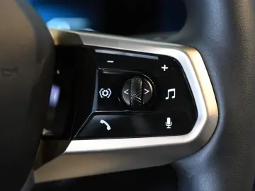 BMW i5 40 xDrive M Sport Pro Pano HUD ACC B&O