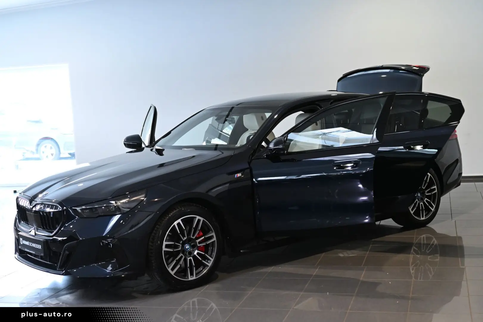 BMW i5 40 xDrive M Sport Pro Pano HUD ACC B&O