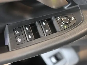 BMW i5 40 xDrive M Sport Pro Pano HUD ACC B&O