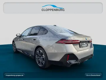 BMW i5 eDrive40 Limousine AHK Navi Pano UPE  96.960€