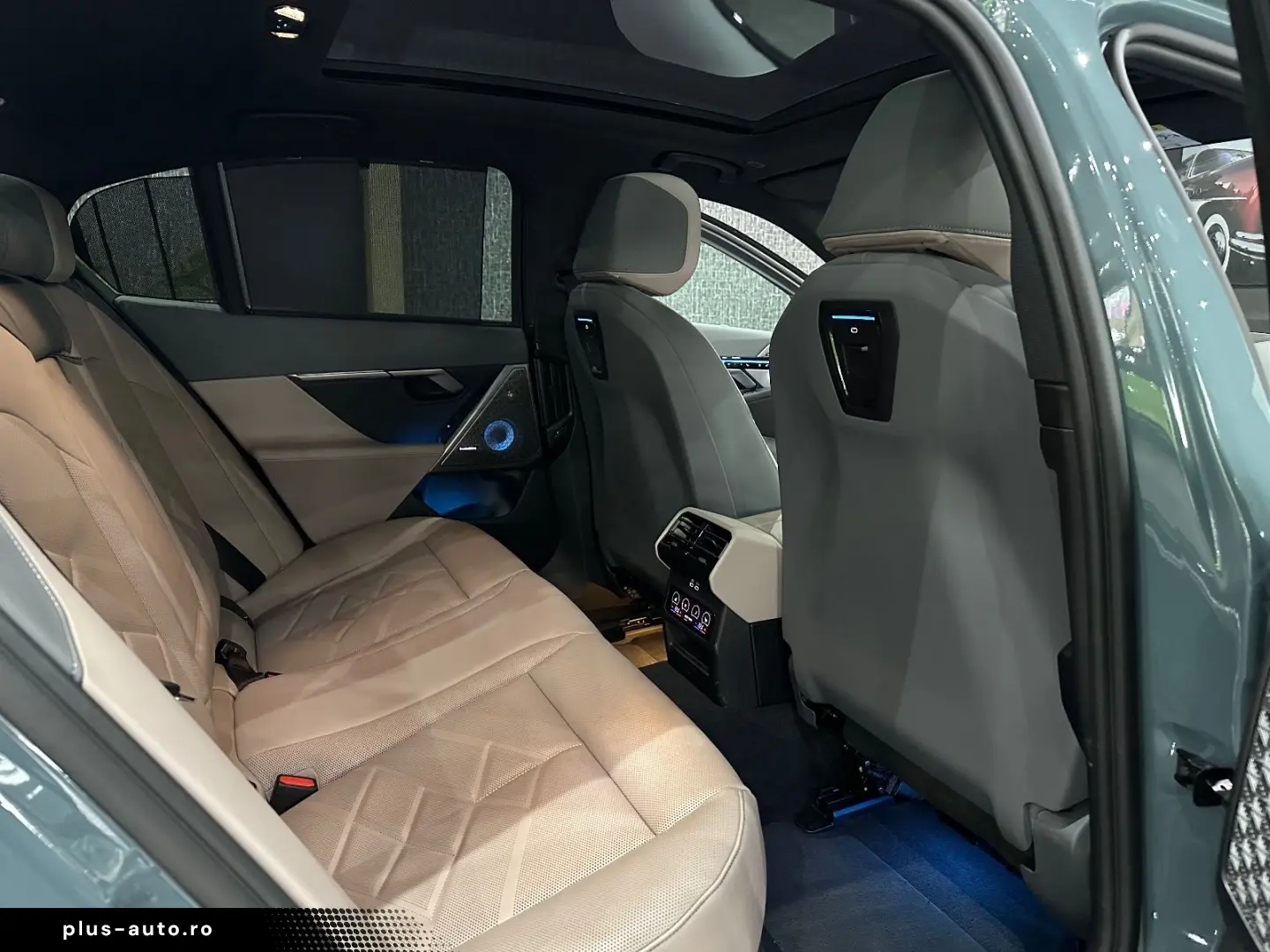 BMW i5 40 eDrive M Sport  PANORAMA   Iconic Glow B&W