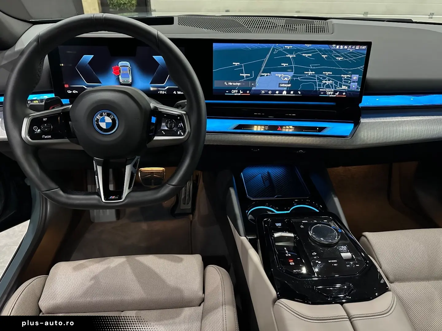 BMW i5 40 eDrive M Sport  PANORAMA   Iconic Glow B&W