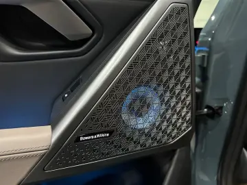 BMW i5 40 eDrive M Sport  PANORAMA   Iconic Glow B&W