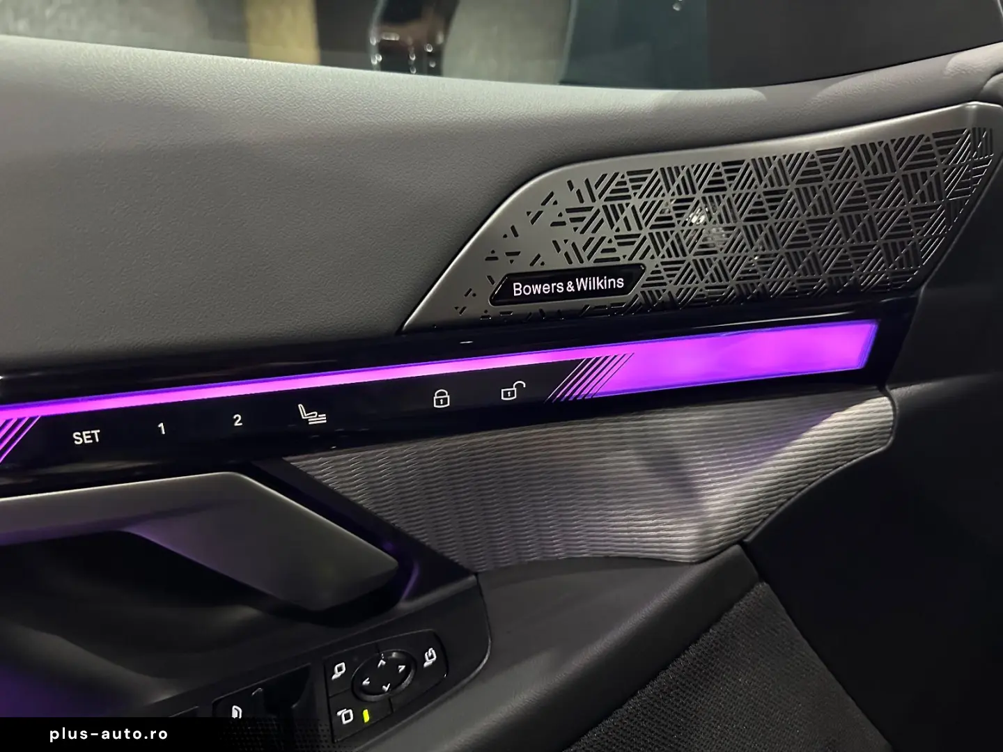 BMW i5 40 eDrive M Sport  PANORAMA   Iconic Glow B&W