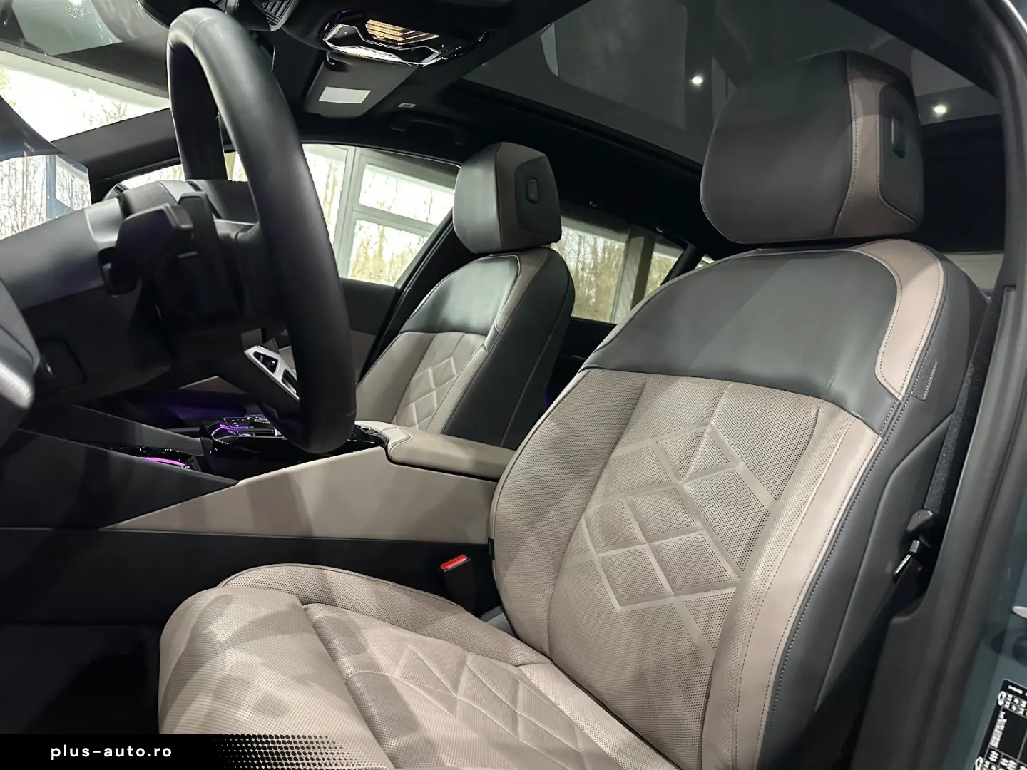 BMW i5 40 eDrive M Sport  PANORAMA   Iconic Glow B&W