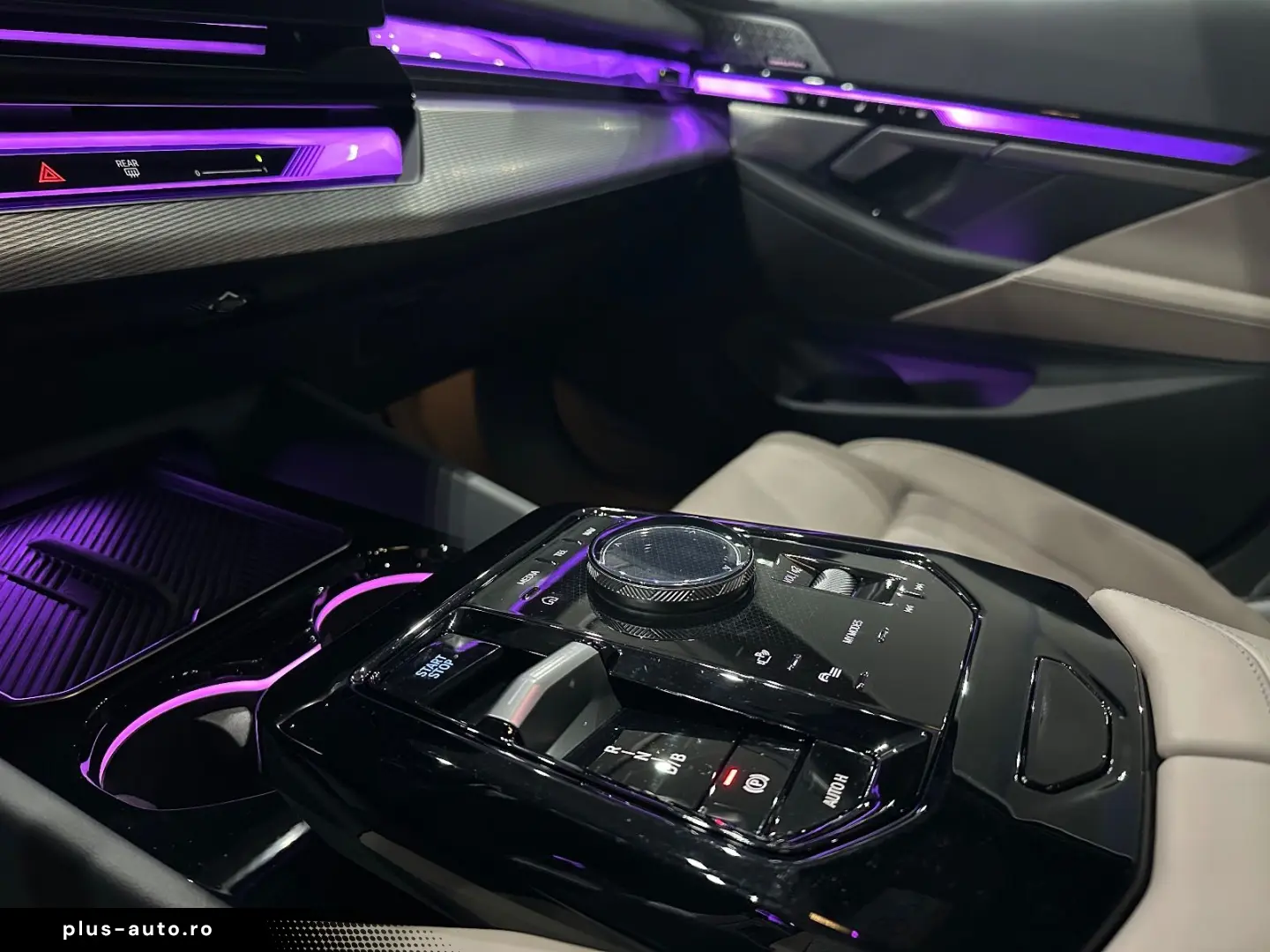 BMW i5 40 eDrive M Sport  PANORAMA   Iconic Glow B&W