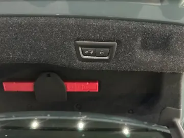 BMW i5 40 eDrive M Sport  PANORAMA   Iconic Glow B&W