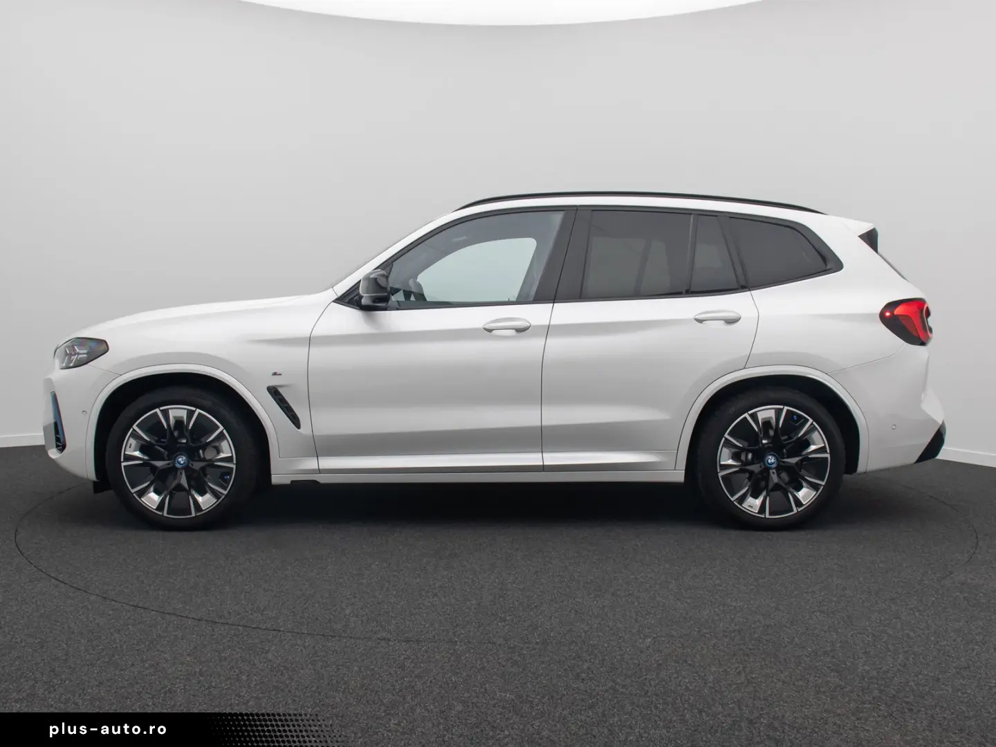 BMW iX3 Impressive ACC 360 HUD AHK DAB Panorama H K