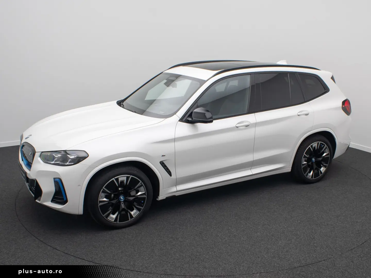 BMW iX3 Impressive ACC 360 HUD AHK DAB Panorama H K