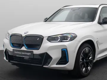 BMW iX3 Impressive ACC 360 HUD AHK DAB Panorama H K