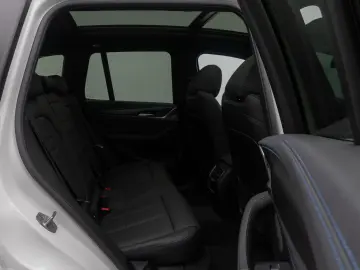 BMW iX3 Impressive ACC 360 HUD AHK DAB Panorama H K