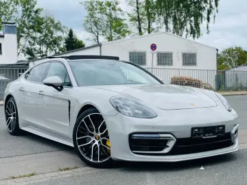 PORSCHE Panamera GTS V8 KERAMIK GARANTIE MASSAGE MATRIX