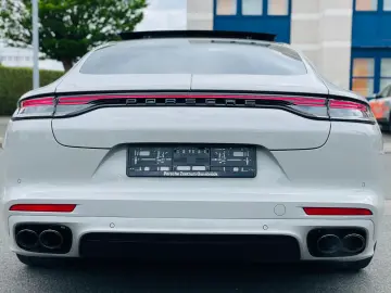 PORSCHE Panamera GTS V8 KERAMIK GARANTIE MASSAGE MATRIX