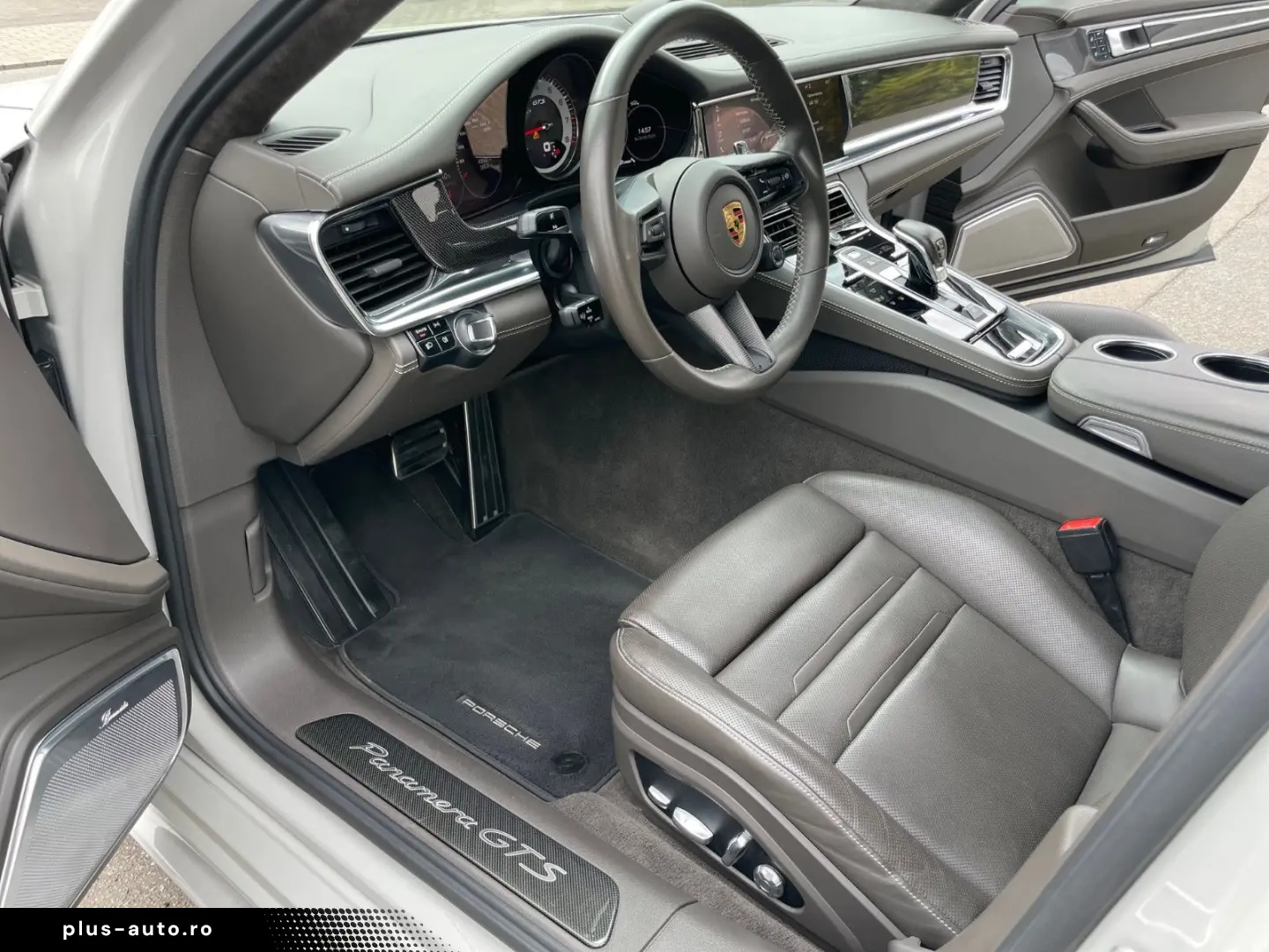 PORSCHE Panamera GTS V8 KERAMIK GARANTIE MASSAGE MATRIX