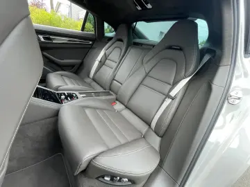 PORSCHE Panamera GTS V8 KERAMIK GARANTIE MASSAGE MATRIX