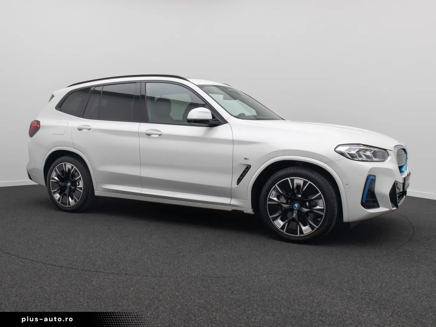 BMW iX3 IMPRESSIVE 360 DAB Alarm HUD Panorama 20Zoll