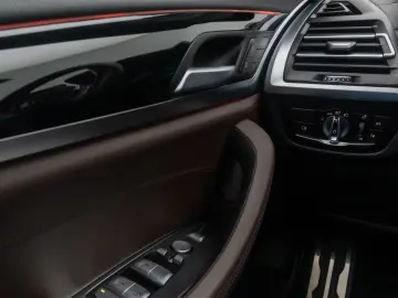 BMW iX3 IMPRESSIVE 360 DAB Alarm HUD Panorama 20Zoll