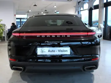 PORSCHE Panamera  Matrix-LED ACC HUD BOSE SHZ DAB PDC