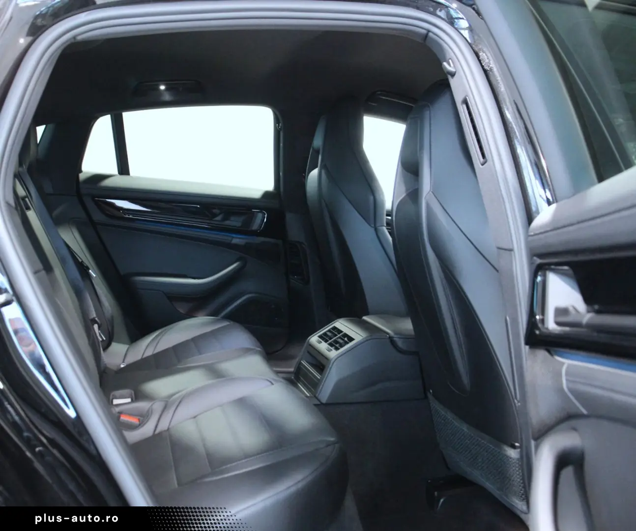 PORSCHE Panamera  Matrix-LED ACC HUD BOSE SHZ DAB PDC