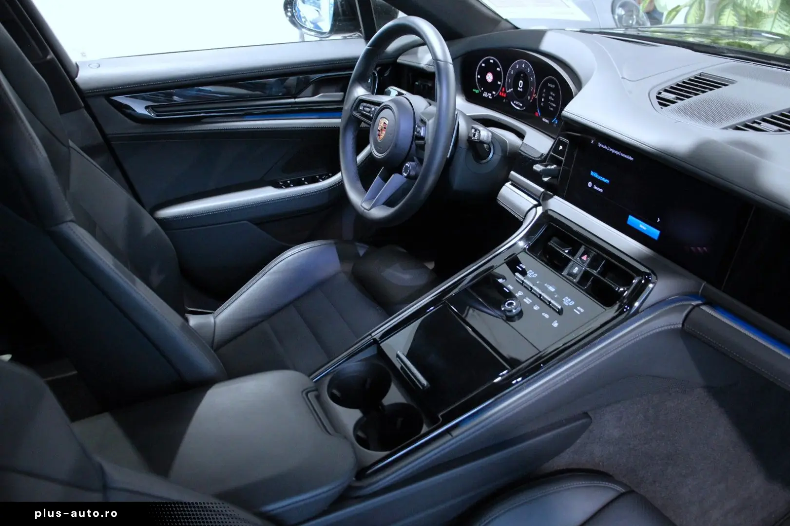 PORSCHE Panamera  Matrix-LED ACC HUD BOSE SHZ DAB PDC