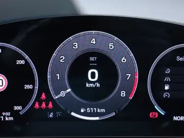 PORSCHE Panamera  Matrix-LED ACC HUD BOSE SHZ DAB PDC