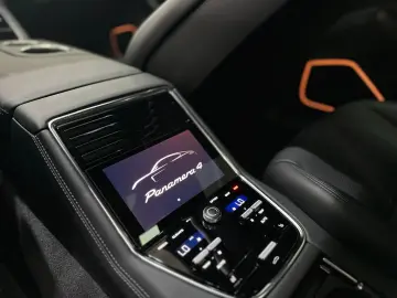 PORSCHE Panamera 4 Allrad 1.Hand Bose Panorama SHZ v h