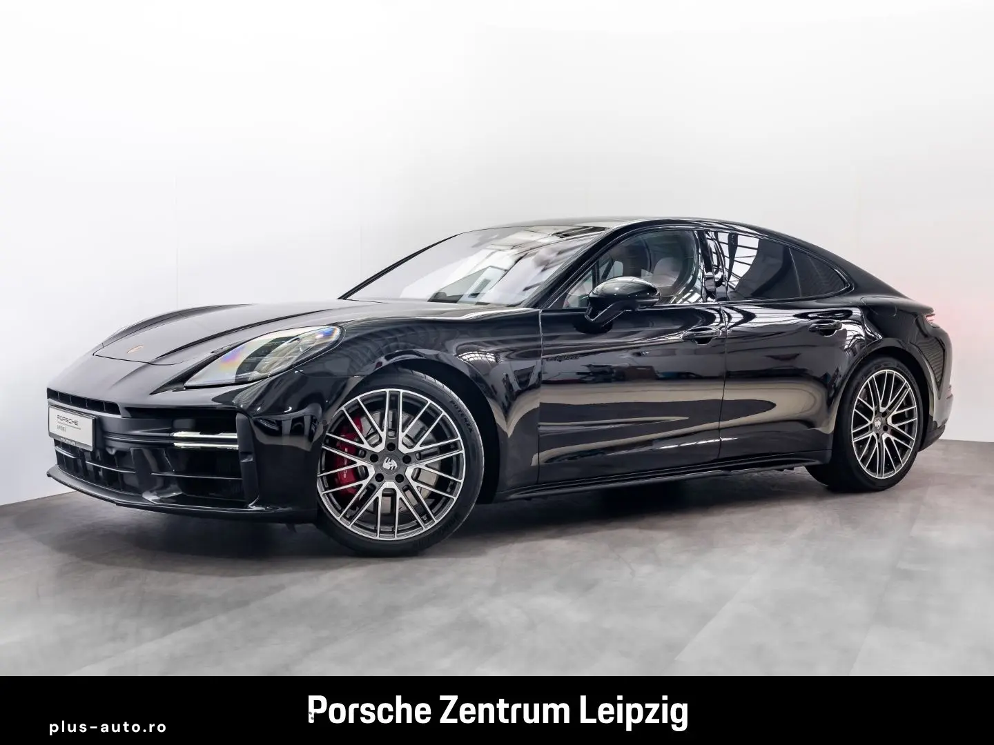PORSCHE Panamera 4S E-Hybrid SportDesign HA-Lenkung Head