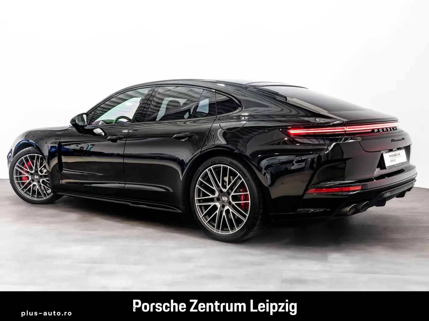 PORSCHE Panamera 4S E-Hybrid SportDesign HA-Lenkung Head