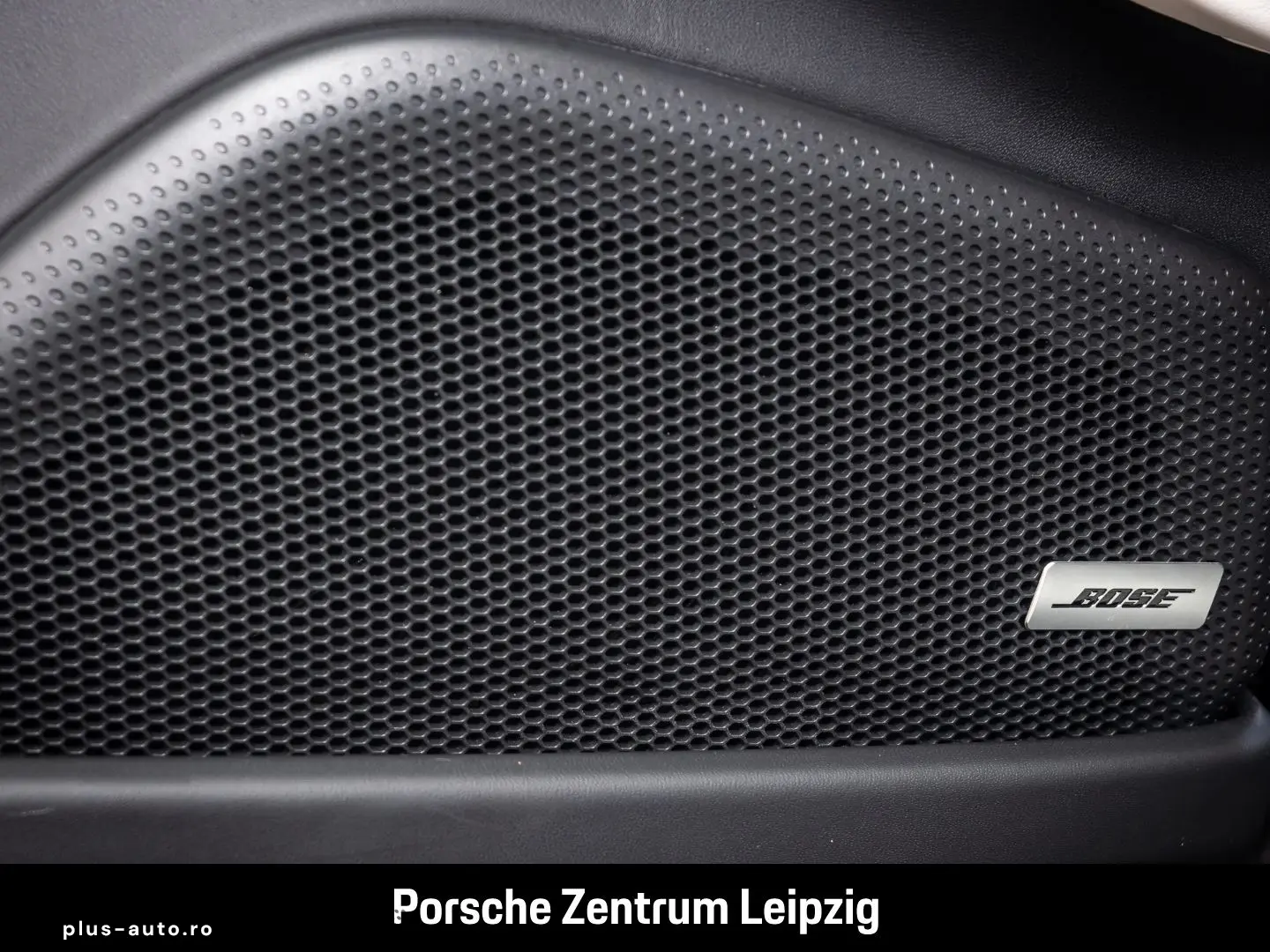 PORSCHE Panamera 4S E-Hybrid SportDesign HA-Lenkung Head