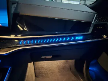 BMW X5 30d xDrive M SPORT PANO ACC HUD AHK 360 H&K