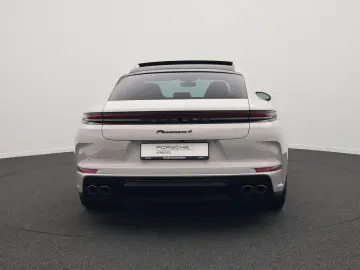 PORSCHE Panamera 4 E-Hybrid