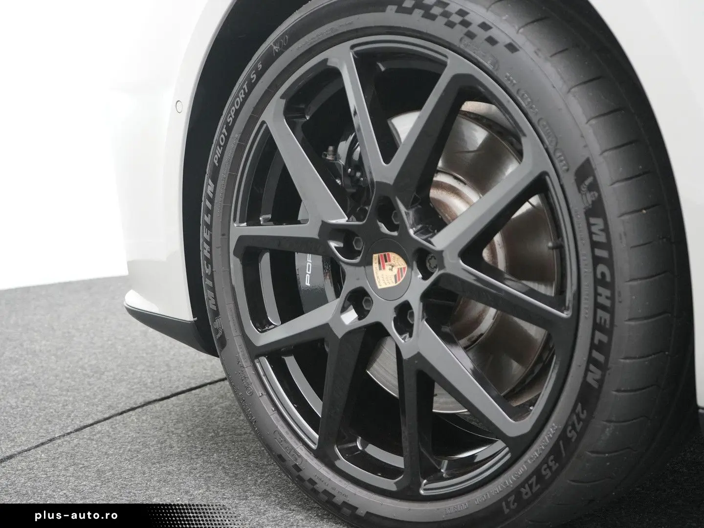 PORSCHE Panamera 4 E-Hybrid