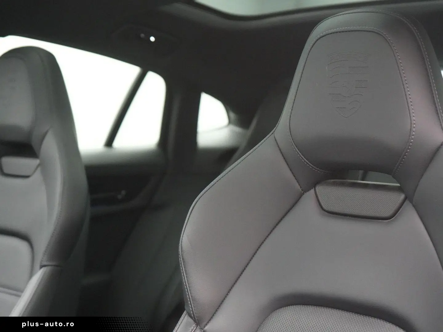 PORSCHE Panamera 4 E-Hybrid