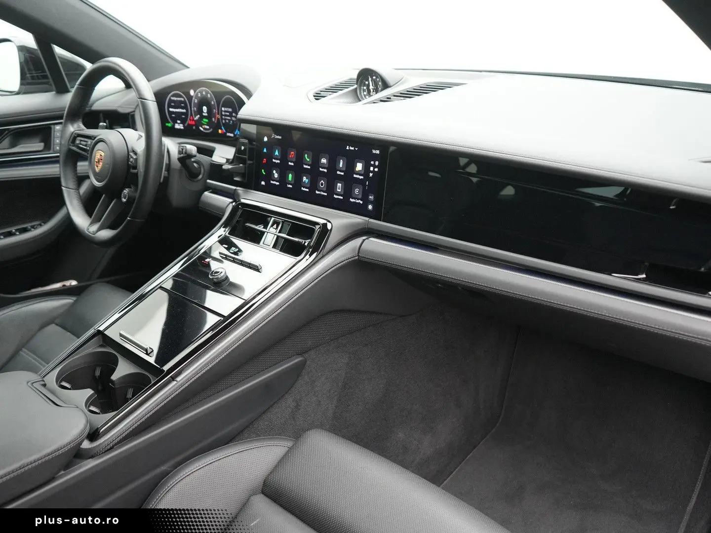 PORSCHE Panamera 4 E-Hybrid