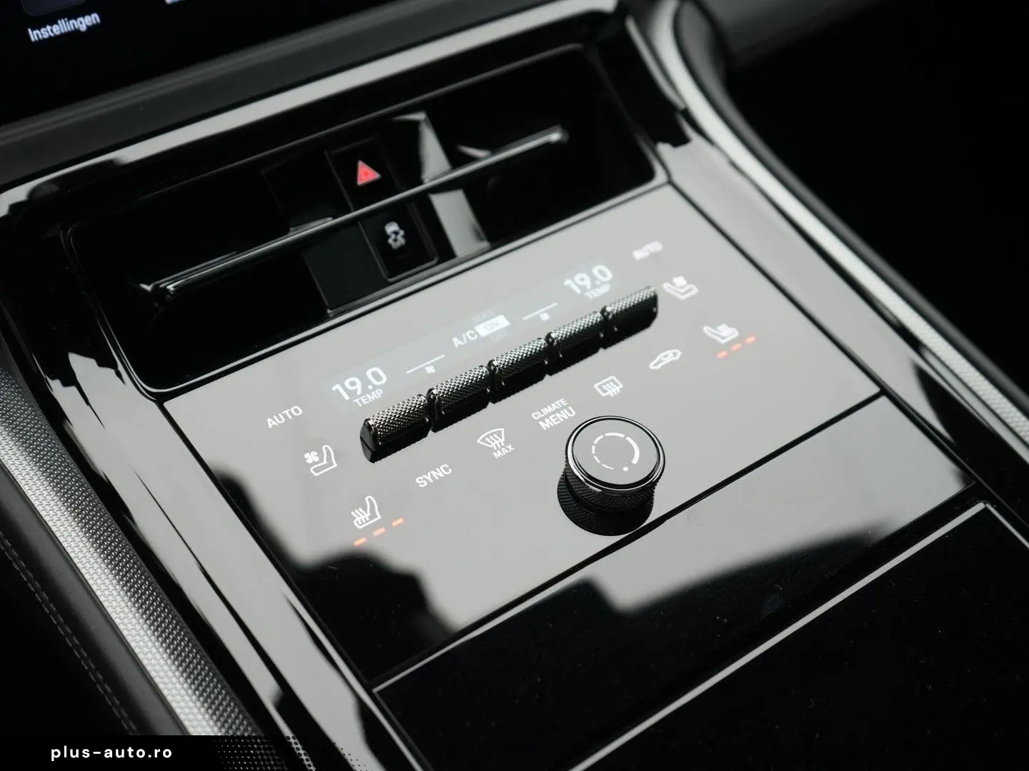 PORSCHE Panamera 4 E-Hybrid