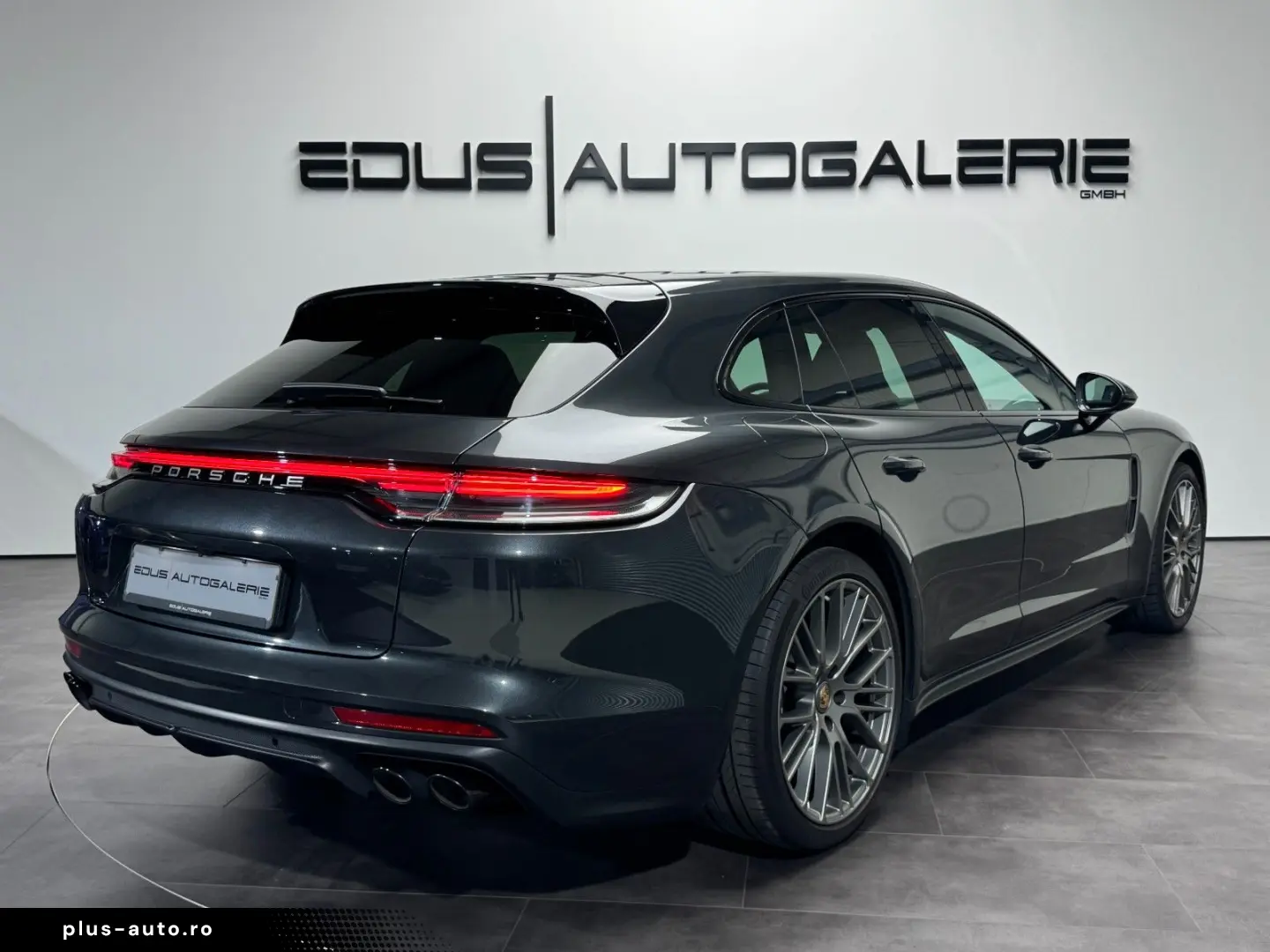 PORSCHE Panamera Sport Turismo 4 Platinum Edition Bose