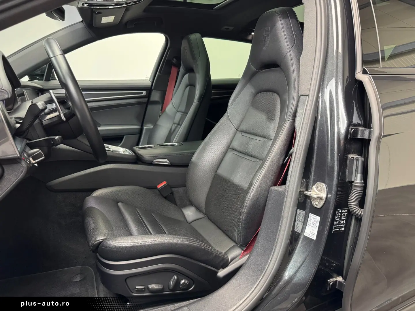 PORSCHE Panamera Sport Turismo 4 Platinum Edition Bose