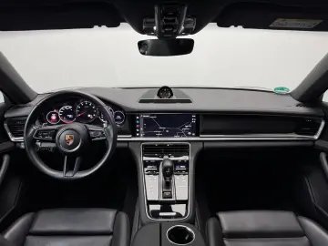 PORSCHE Panamera Sport Turismo 4 Platinum Edition Bose