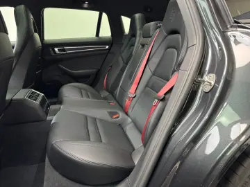 PORSCHE Panamera Sport Turismo 4 Platinum Edition Bose