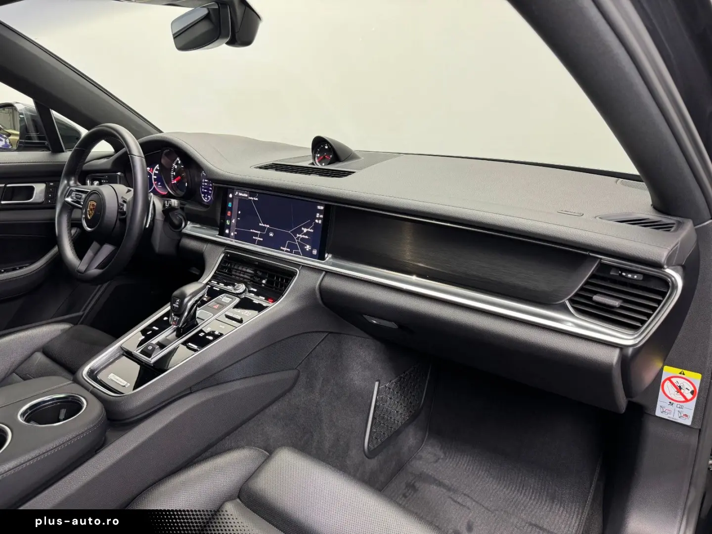 PORSCHE Panamera Sport Turismo 4 Platinum Edition Bose