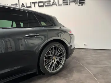 PORSCHE Panamera Sport Turismo 4 Platinum Edition Bose
