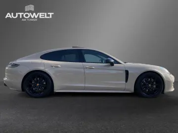 PORSCHE Panamera 4 Platinum Edition Chrono Pano ACC SAG