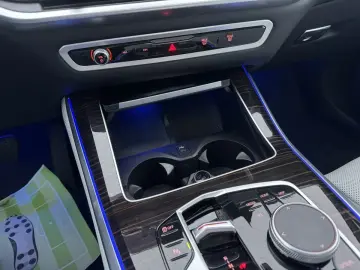 BMW X5 xDrive 30d M-Sport SkyLounge LED Leder