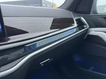 BMW X5 xDrive 30d M-Sport SkyLounge LED Leder