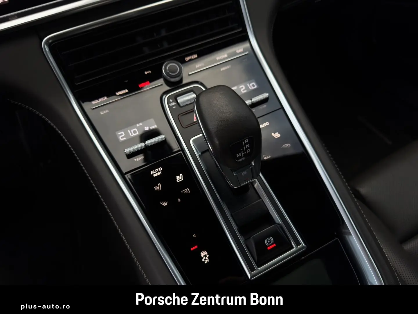 PORSCHE Panamera GTS LED-Matrix Soft-Close Standheizung